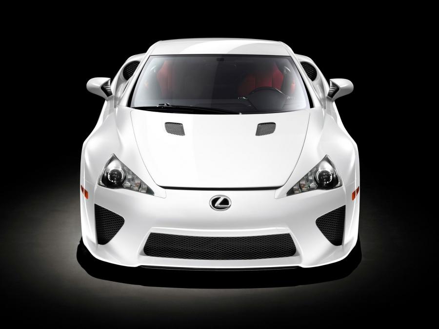  Lexus LF-A 2010 года  (фото 44 из 213)